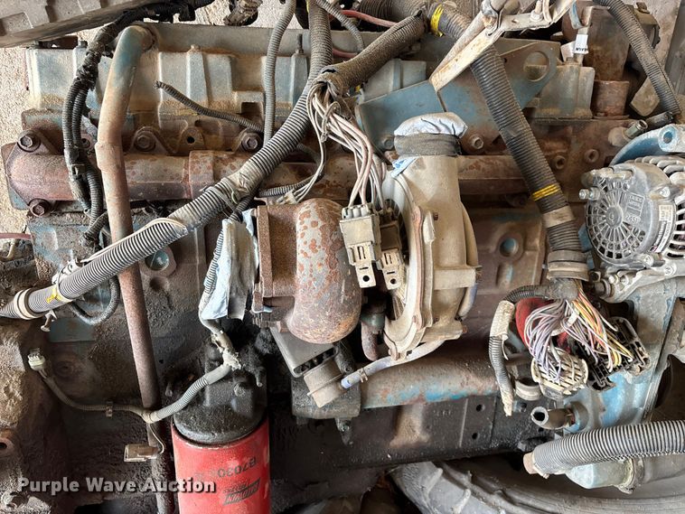 image for item EO4460 International DT466 engine