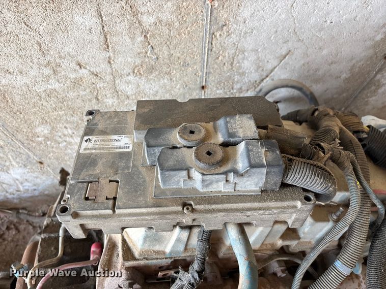 image for item EO4460 International DT466 engine