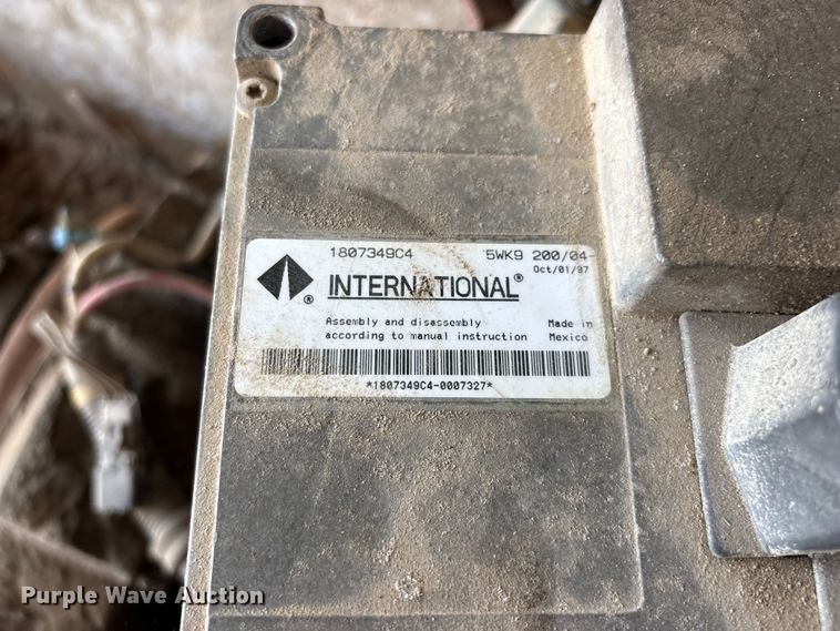 image for item EO4460 International DT466 engine