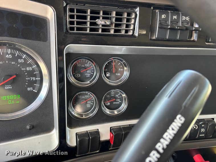 2007 Kenworth T800