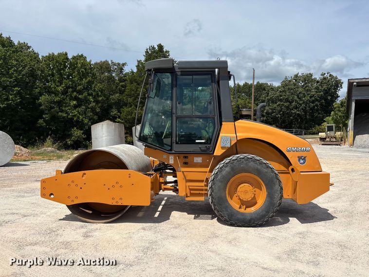 image for item EO4467 2013 Case SV208 single drum vibratory roller