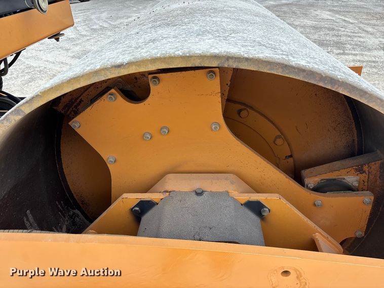 image for item EO4467 2013 Case SV208 single drum vibratory roller