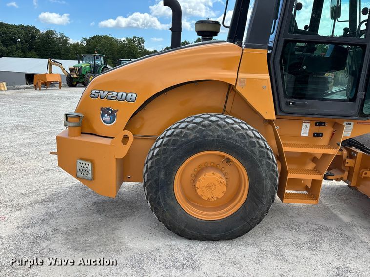 image for item EO4467 2013 Case SV208 single drum vibratory roller