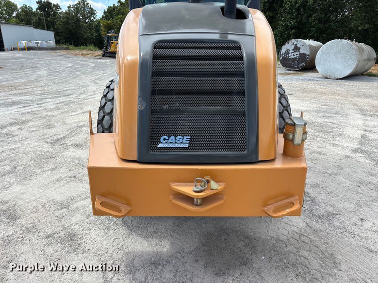 image for item EO4467 2013 Case SV208 single drum vibratory roller