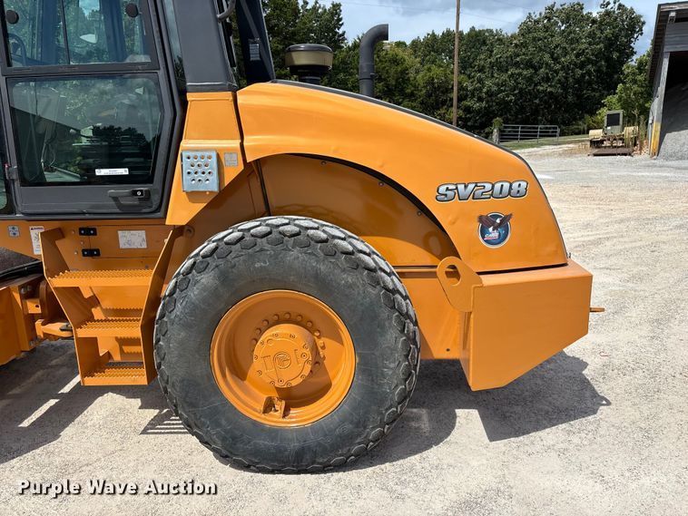 image for item EO4467 2013 Case SV208 single drum vibratory roller