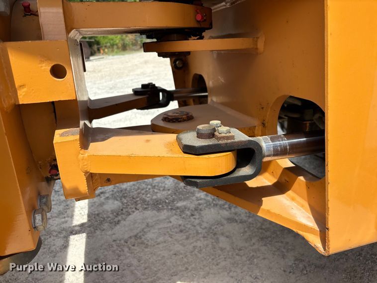 image for item EO4467 2013 Case SV208 single drum vibratory roller