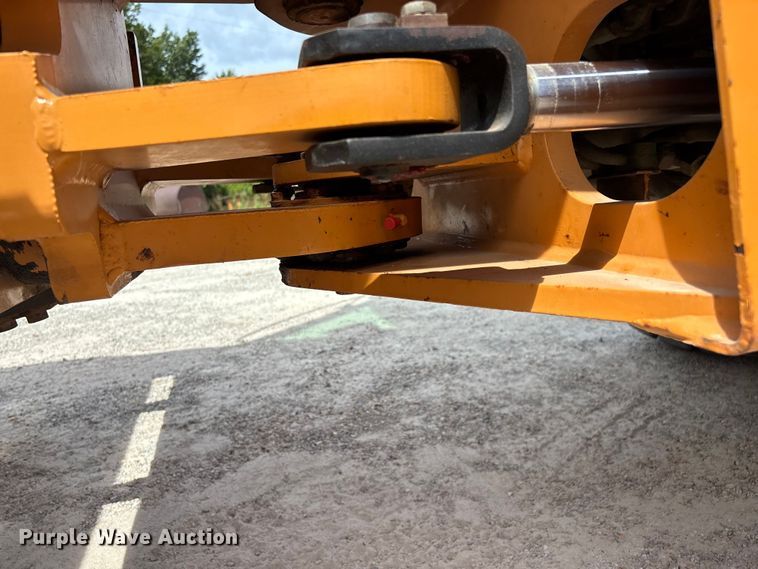 image for item EO4467 2013 Case SV208 single drum vibratory roller