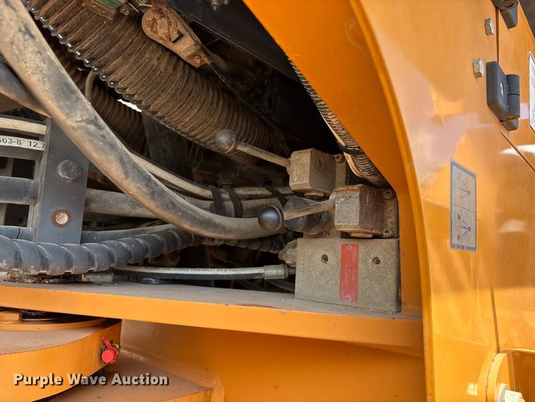 image for item EO4467 2013 Case SV208 single drum vibratory roller