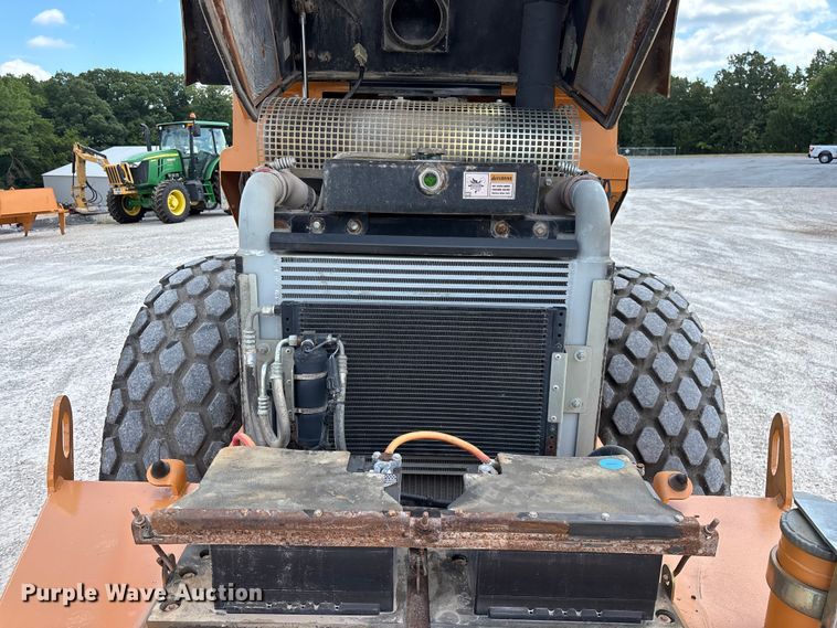 image for item EO4467 2013 Case SV208 single drum vibratory roller