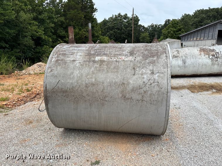 image for item EO4472 Tank