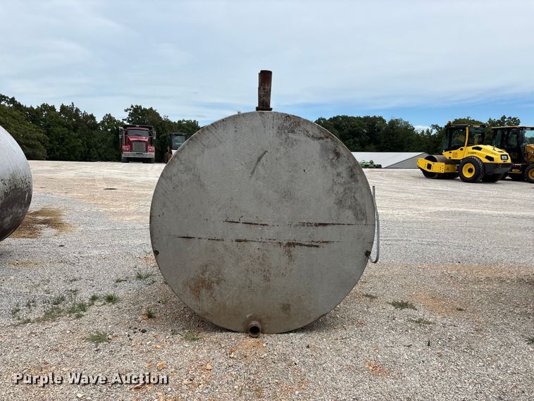 image for item EO4472 Tank