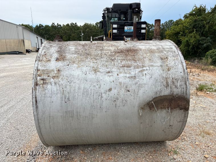 image for item EO4472 Tank