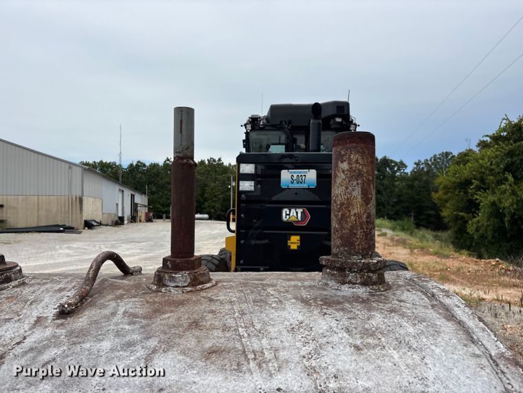 image for item EO4472 Tank