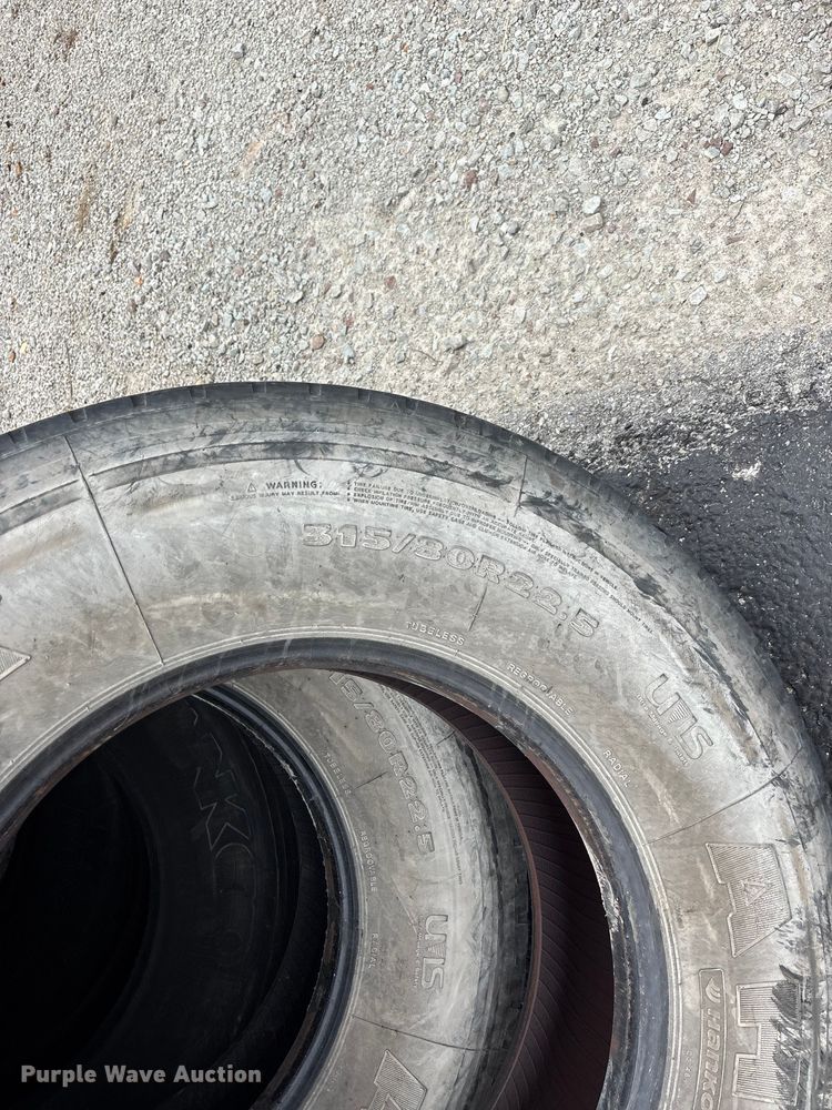 image for item EO4474 Tires
