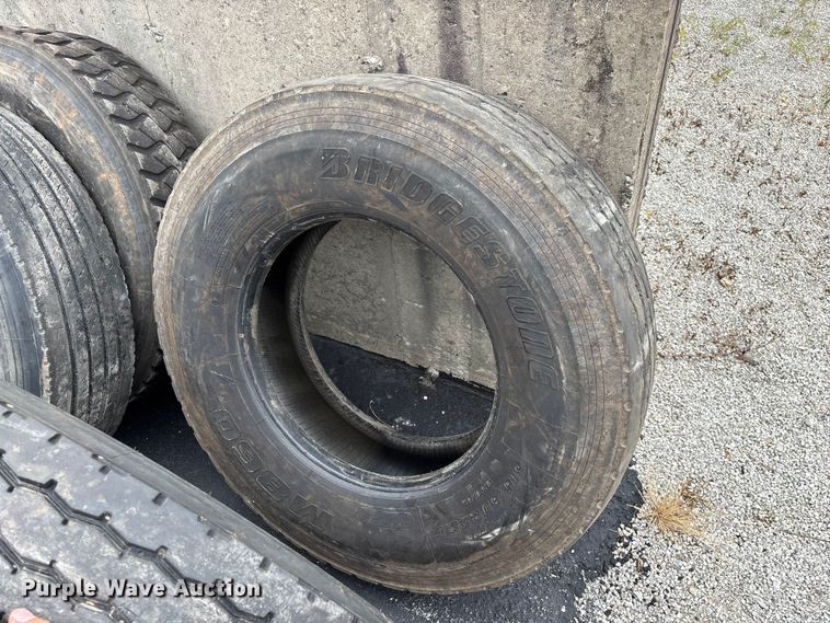 image for item EO4474 Tires