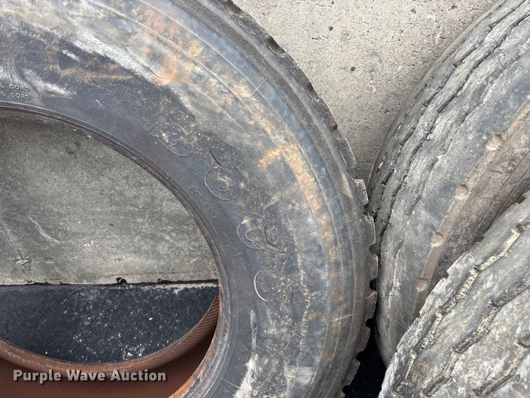 image for item EO4474 Tires