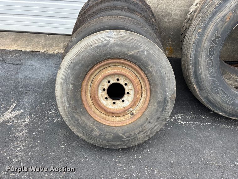 image for item EO4474 Tires