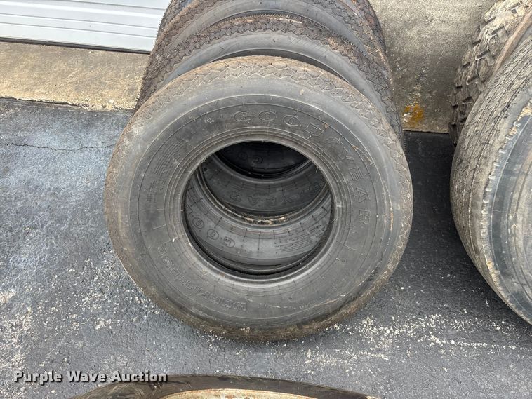 image for item EO4474 Tires