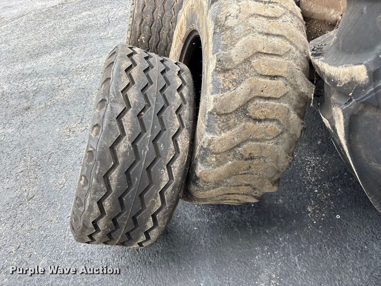 image for item EO4475 Tires and wheels
