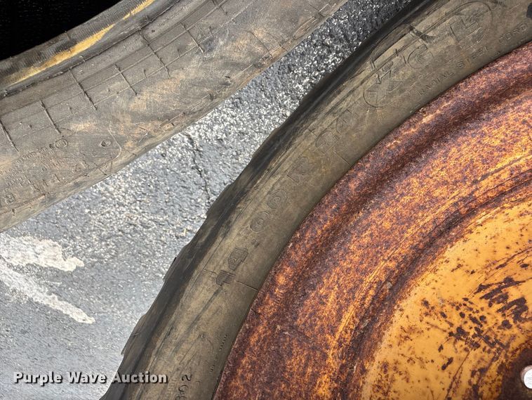 image for item EO4475 Tires and wheels