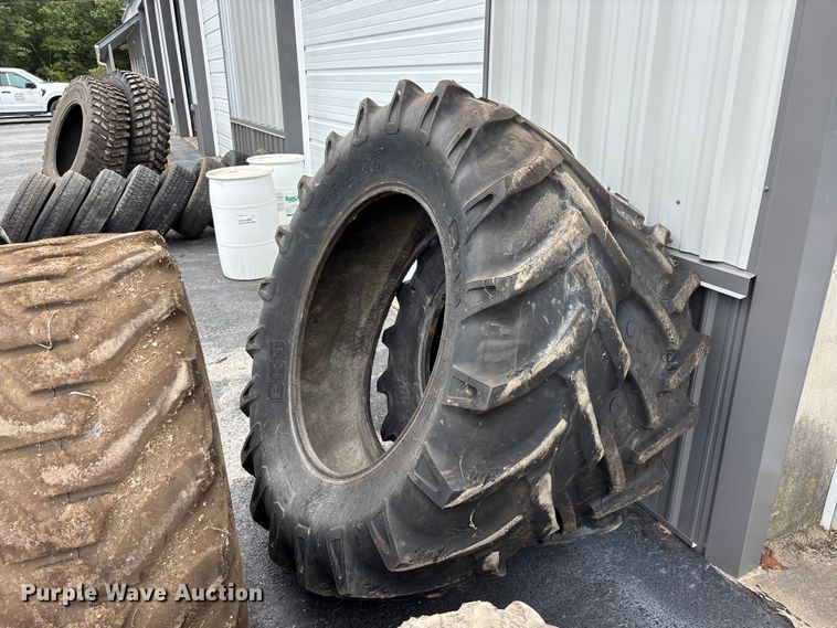 image for item EO4475 Tires and wheels
