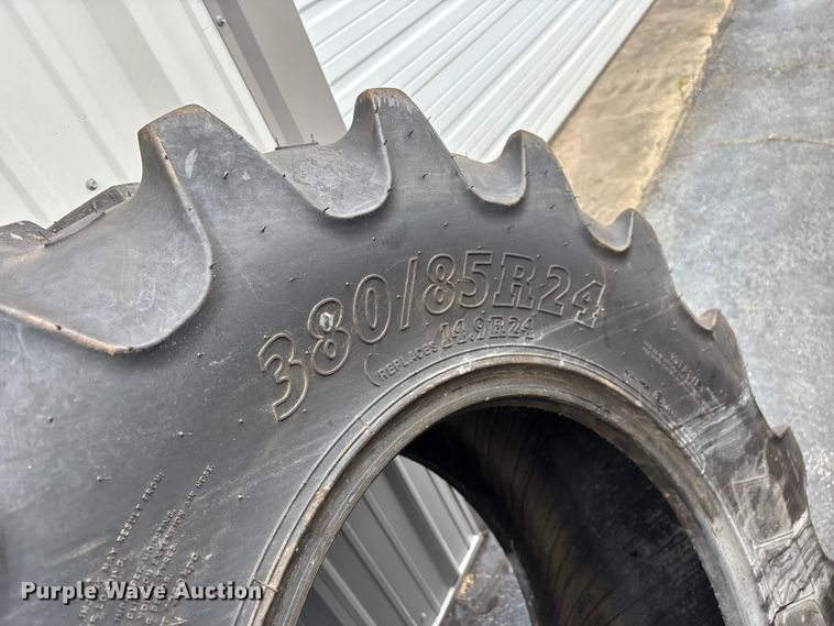 image for item EO4475 Tires and wheels