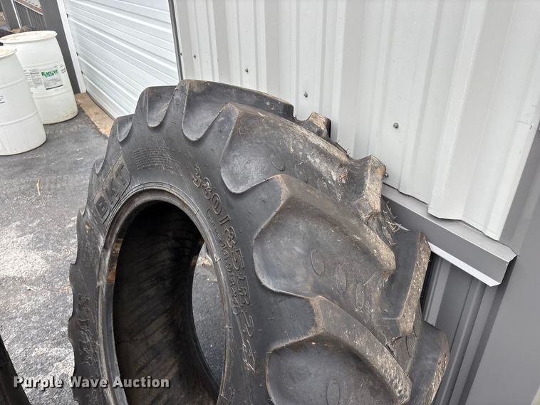 image for item EO4475 Tires and wheels