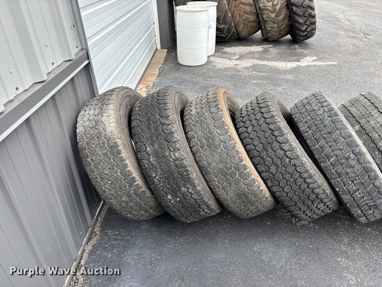 image for item EO4476 Tires