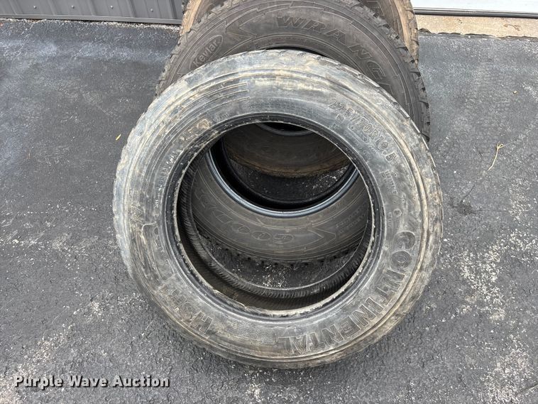 image for item EO4476 Tires