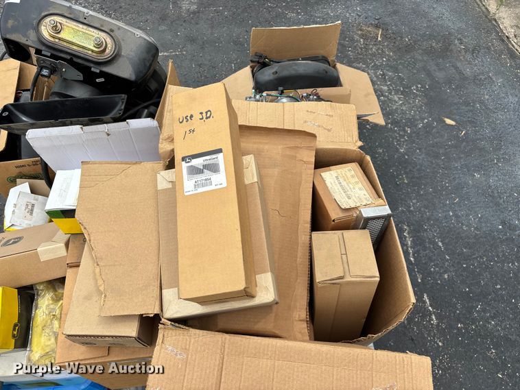image for item EO4478 Truck parts