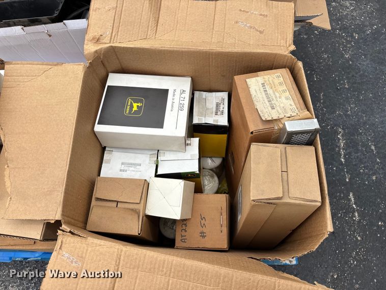 image for item EO4478 Truck parts