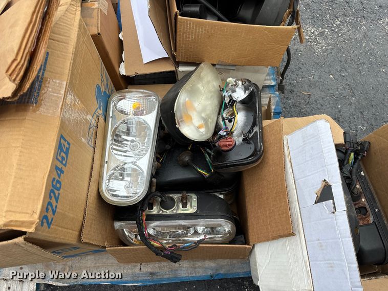 image for item EO4478 Truck parts
