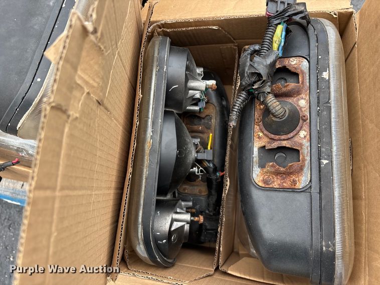 image for item EO4478 Truck parts