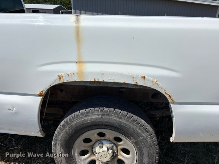 image for item EO4485 2006 Chevrolet Silverado 1500 pickup truck