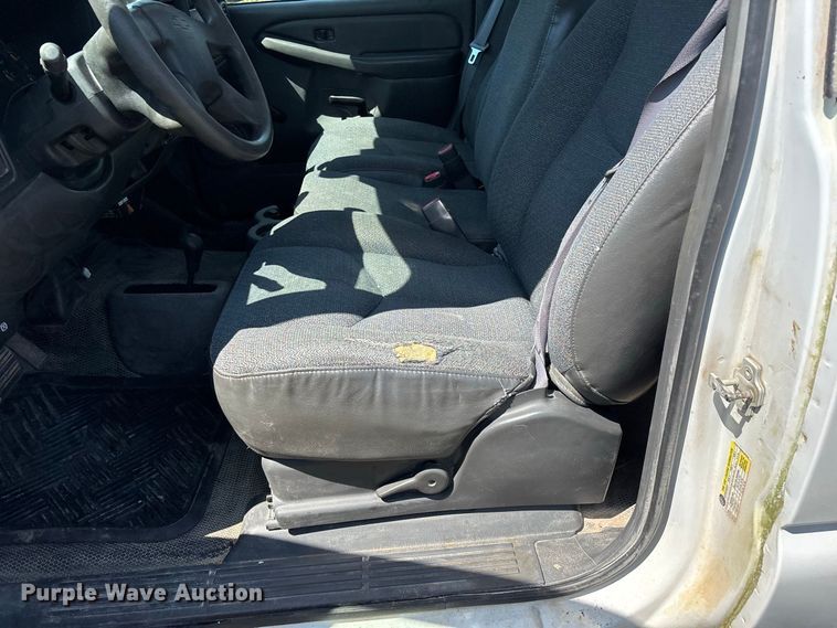image for item EO4485 2006 Chevrolet Silverado 1500 pickup truck