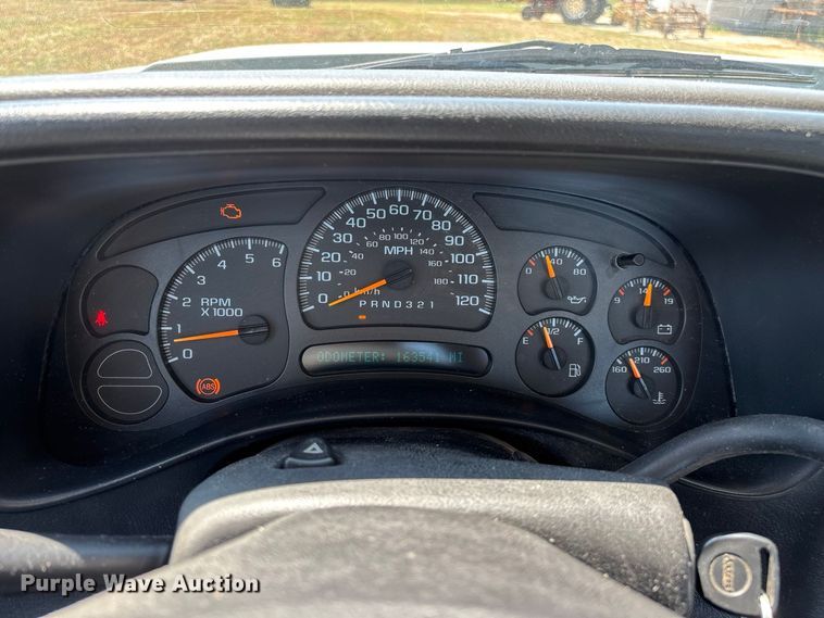 image for item EO4485 2006 Chevrolet Silverado 1500 pickup truck