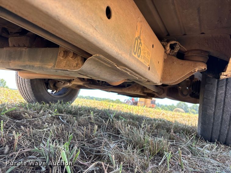 image for item EO4485 2006 Chevrolet Silverado 1500 pickup truck