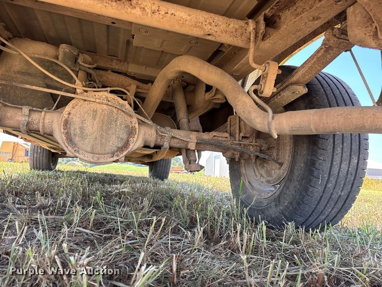 image for item EO4485 2006 Chevrolet Silverado 1500 pickup truck