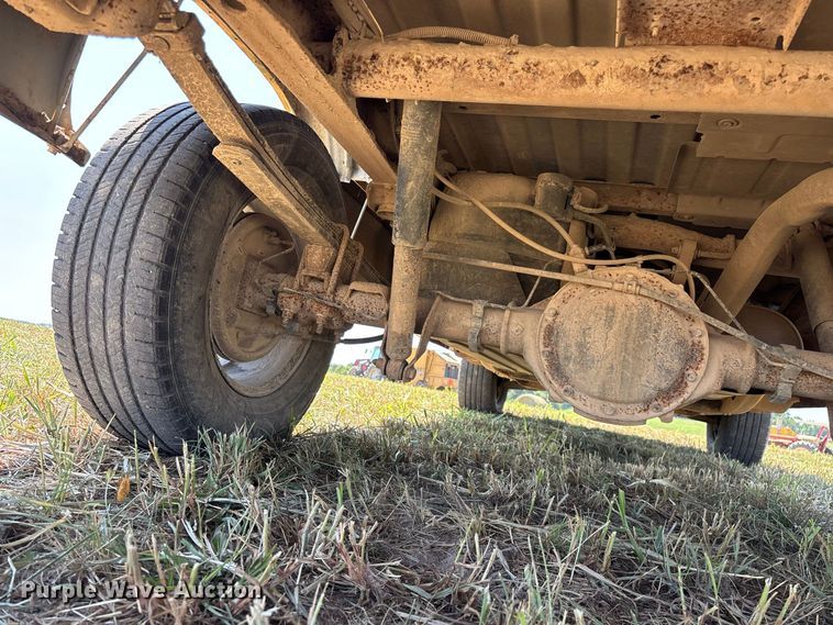 image for item EO4485 2006 Chevrolet Silverado 1500 pickup truck