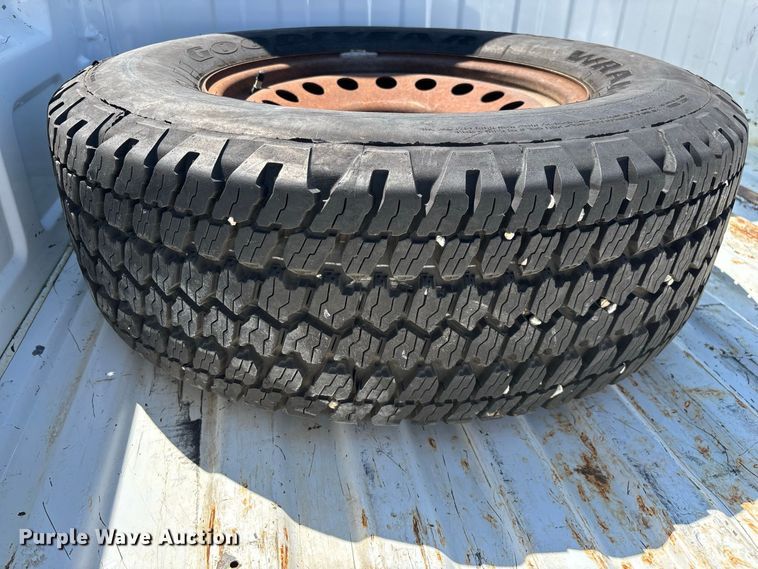 image for item EO4485 2006 Chevrolet Silverado 1500 pickup truck