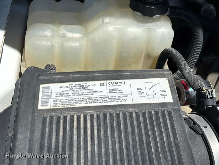 image for item EO4486 2004 Chevrolet Silverado 1500 pickup truck