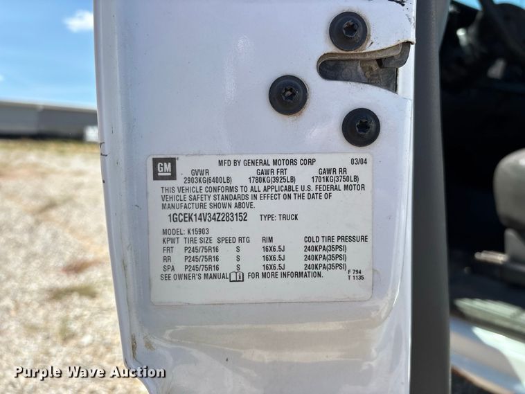 image for item EO4486 2004 Chevrolet Silverado 1500 pickup truck