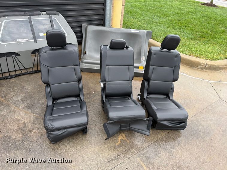 image for item EO8728 Law enforcement equipment