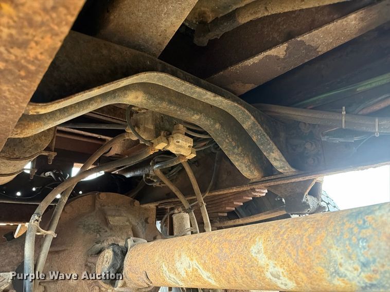 image for item ER1998 1995 Ford F800 dump truck