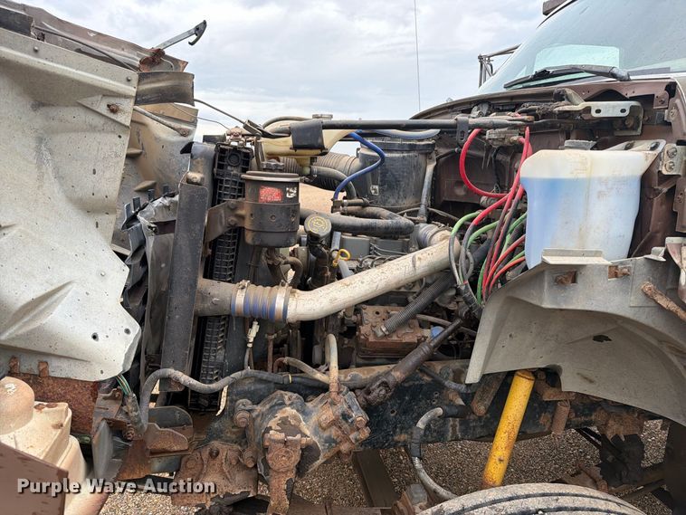 image for item ER1998 1995 Ford F800 dump truck
