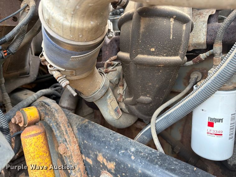 image for item ER1998 1995 Ford F800 dump truck