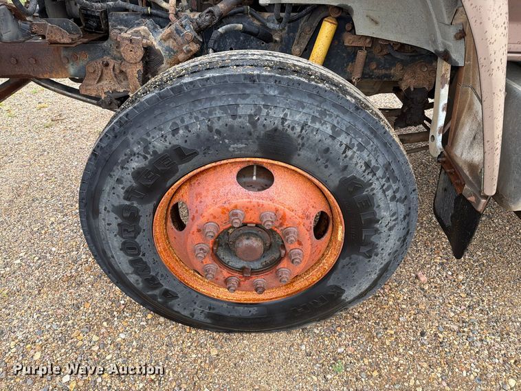 image for item ER1998 1995 Ford F800 dump truck