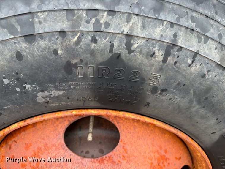 image for item ER1998 1995 Ford F800 dump truck
