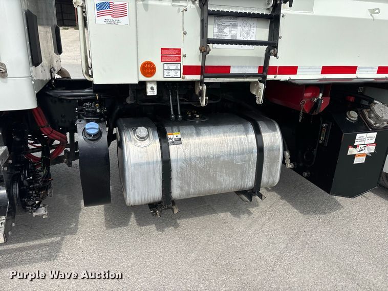 image for item ER3184 2025 Kenworth T480 refuse truck