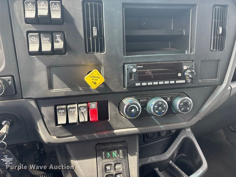 image for item ER3184 2025 Kenworth T480 refuse truck